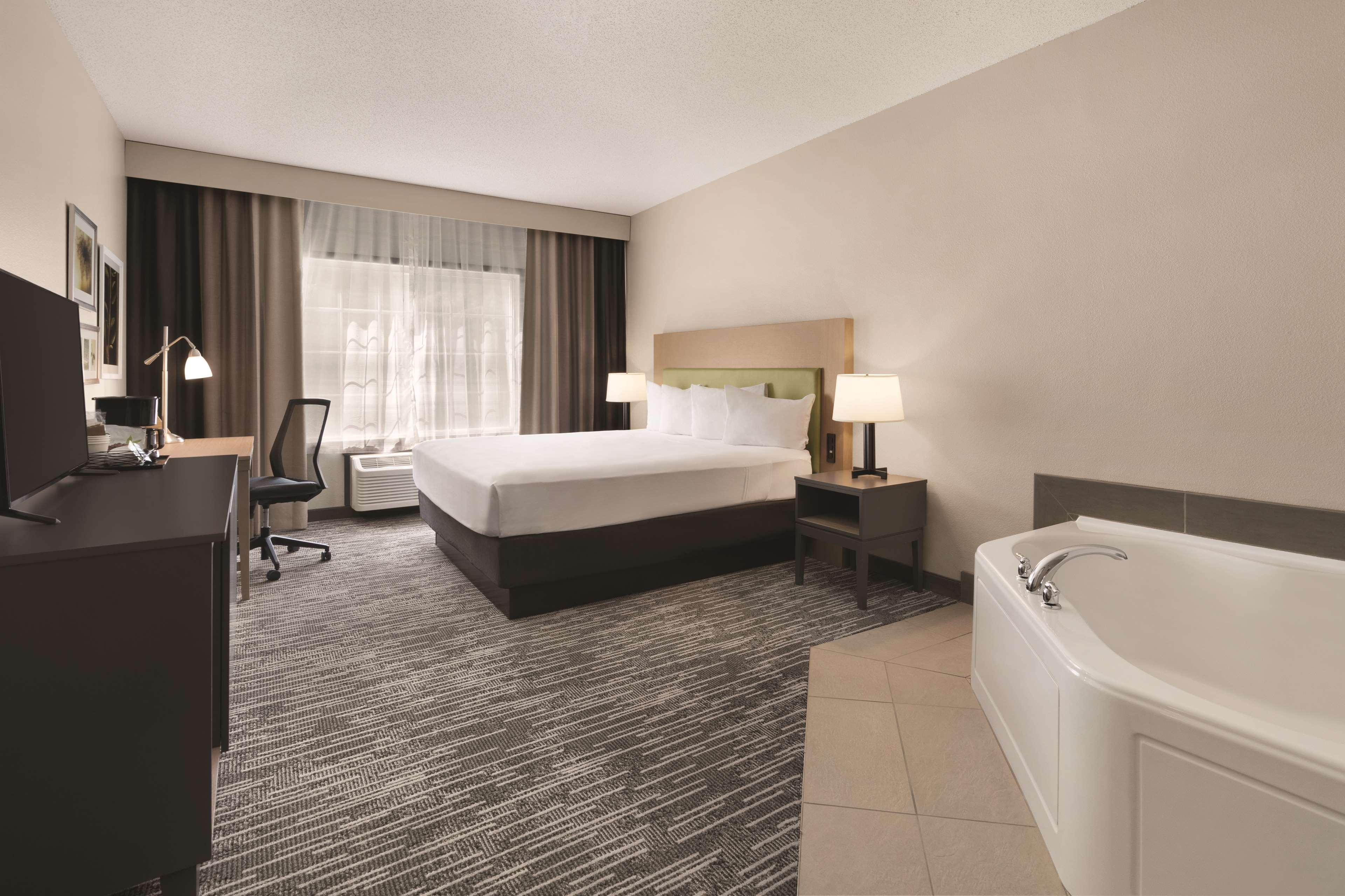 Country Inn & Suites By Radisson, Detroit Lakes, Mn Buitenkant foto